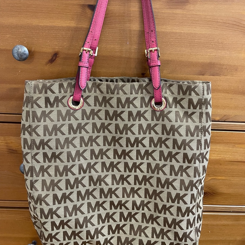 Michael Kors tote bag